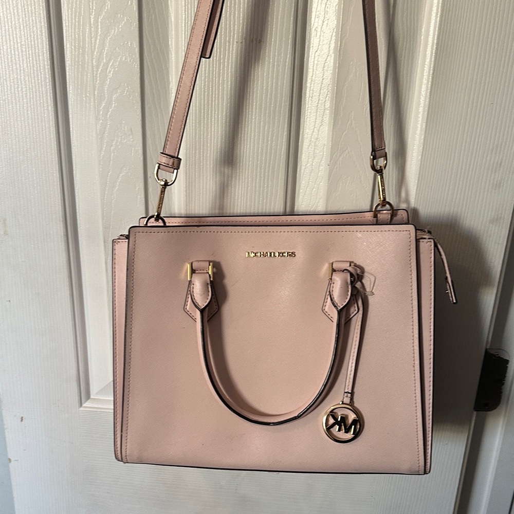 Michael Kors Blush Shoulder Bag